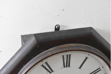 アメリカアンティーク　1880年から1890年頃　ローマ数字の文字盤が目を引く八角振り子時計　(R-091570)