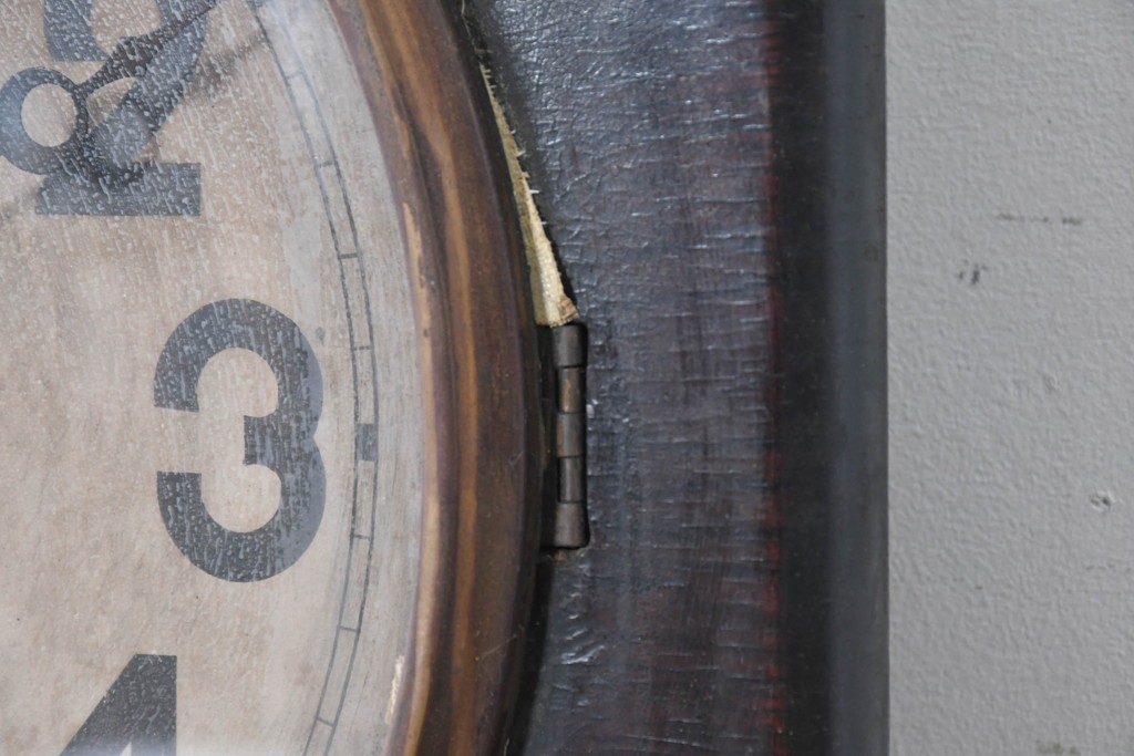 アメリカアンティーク　1900年頃　New Haven Clock Co.(ニューヘブン社)　八角形の木製ケースがレトロな振り子式掛け時計　(R-091574)