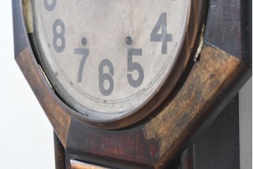 アメリカアンティーク　1900年頃　New Haven Clock Co.(ニューヘブン社)　八角形の木製ケースがレトロな振り子式掛け時計　(R-091574)