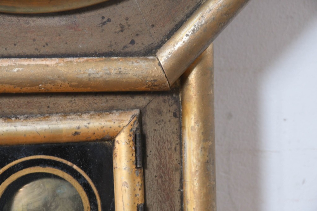 アメリカアンティーク　1900年頃　WATERBURY CLOCK CO.(ウォーターベリー)　八角形のケースとゴールドの縁取りがクラシカルな掛け時計　(R-091575)