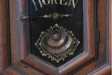 和製アンティーク　大正期　HOKEN　木目が美しい小振りなサイズの掛け時計　(R-091576)