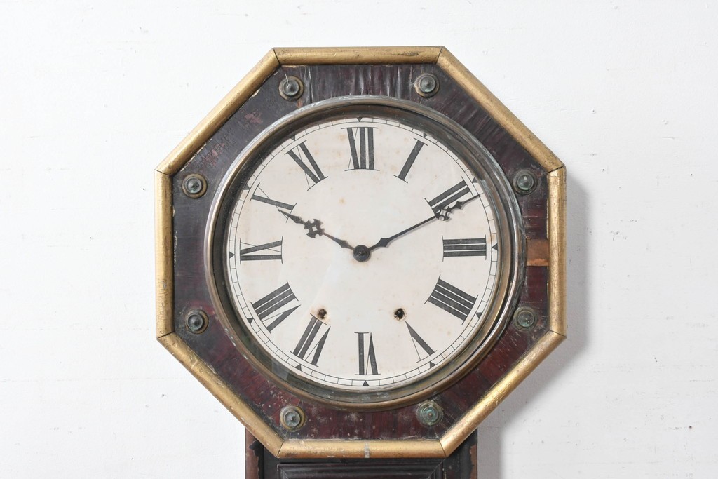 アメリカアンティーク　1900年頃　New Haven Clock Co.(ニューヘブン社)　八角形のケースが印象的な掛け時計　(R-091577)