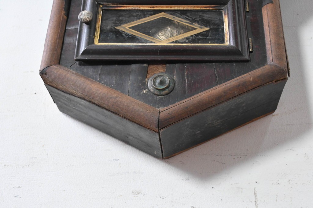 アメリカアンティーク　1900年頃　New Haven Clock Co.(ニューヘブン社)　八角形のケースが印象的な掛け時計　(R-091577)