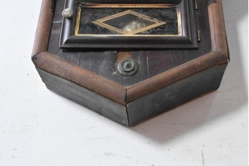アメリカアンティーク　1900年頃　New Haven Clock Co.(ニューヘブン社)　八角形のケースが印象的な掛け時計　(R-091577)