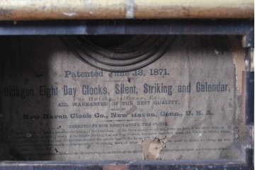 アメリカアンティーク　1900年頃　New Haven Clock Co.(ニューヘブン社)　八角形のケースが印象的な掛け時計　(R-091577)