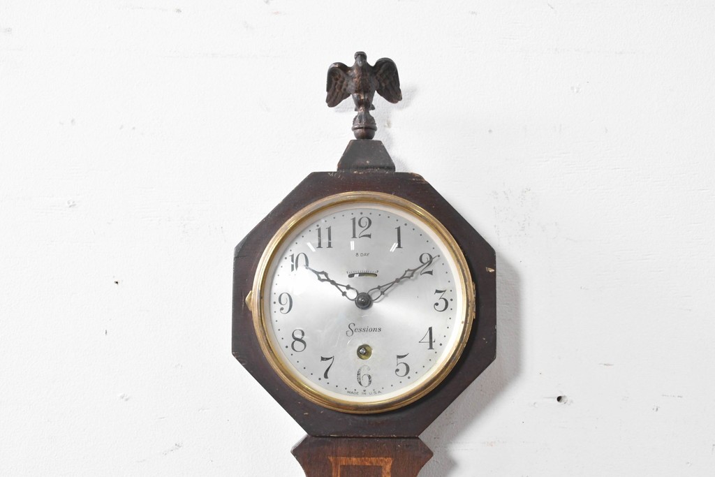 アメリカアンティーク　1920年から1930年頃　The Sessions Clock Company(セッションズクロックカンパニー)　Cape Cod　帆船を描いたパネルが目を引くバンジョー壁掛け時計　(R-091578)