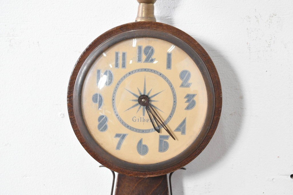 アメリカヴィンテージ　William L. Gilbert Clock Company(ウィリアム・L・ギルバート・クロック・カンパニー)　バンジョークロック　鷲飾りが印象的な掛け時計　(R-091579) 　