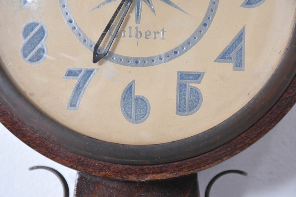 アメリカヴィンテージ　William L. Gilbert Clock Company(ウィリアム・L・ギルバート・クロック・カンパニー)　バンジョークロック　鷲飾りが印象的な掛け時計　(R-091579) 　