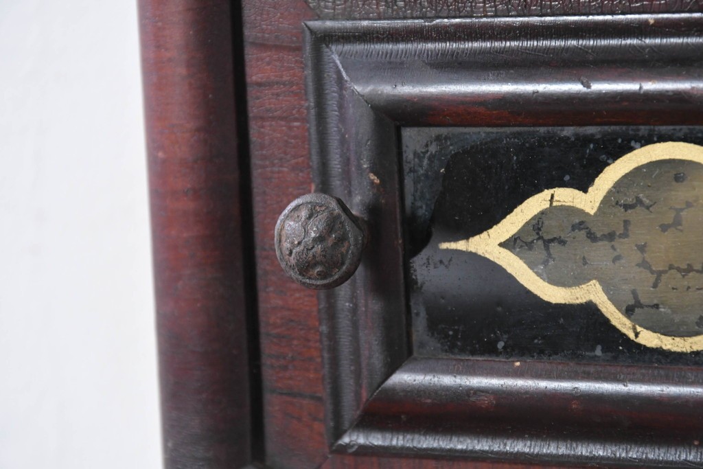 アメリカアンティーク　1880年から1900年頃　New Haven Clock Co.(ニューヘブン社)　八角形のケースがレトロな掛け時計　(R-091581)