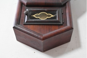 アメリカアンティーク　1880年から1900年頃　New Haven Clock Co.(ニューヘブン社)　八角形のケースがレトロな掛け時計　(R-091581)