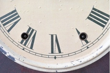 アメリカアンティーク　1880年から1900年頃　New Haven Clock Co.(ニューヘブン社)　八角形のケースがレトロな掛け時計　(R-091581)