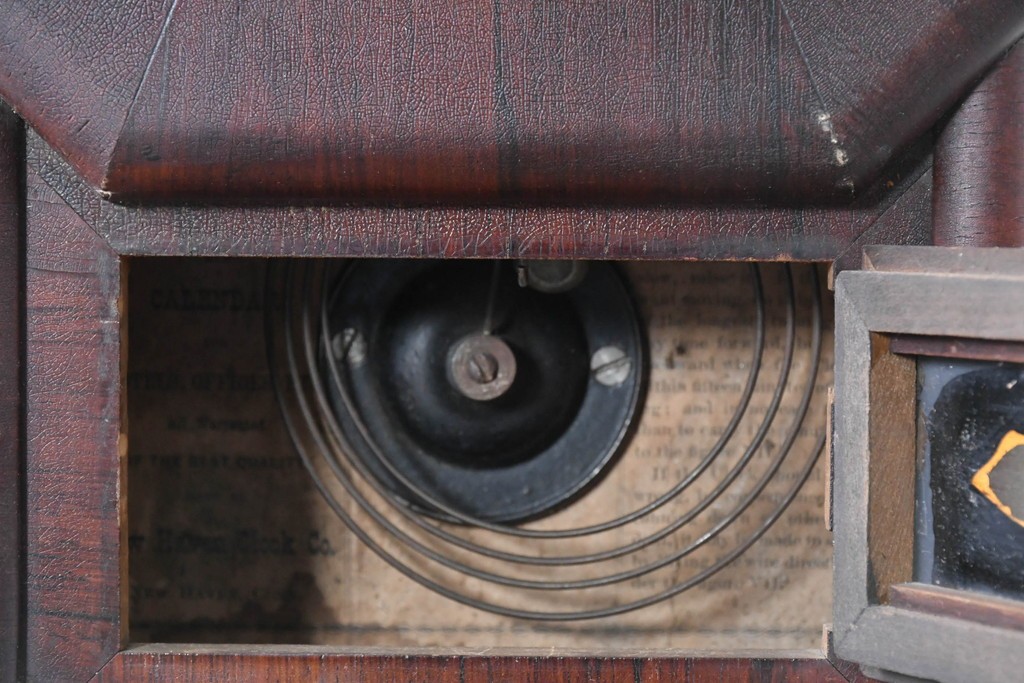 アメリカアンティーク　1880年から1900年頃　New Haven Clock Co.(ニューヘブン社)　八角形のケースがレトロな掛け時計　(R-091581)