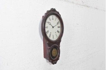 アメリカアンティーク　1860年代から1970年代　希少デザイン　Seth Thomas(セス・トーマス)社　気品あるシルエットの振り子時計　(R-091582)