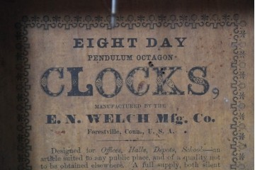  アメリカアンティーク　1890年から1900年頃　E. N. Welch Manufacturing Co.　カレンダー付き　存在感のある八角形ケースの振り子時計　(R-091585)