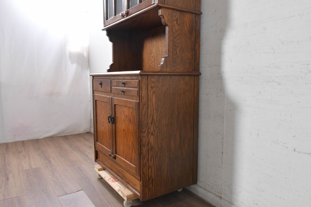 中古　三越家具　COUNTRY HOUSE(カントリーハウス)　英国カントリースタイルのカップボード　(R-091591)