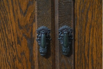 中古　三越家具　COUNTRY HOUSE(カントリーハウス)　英国カントリースタイルのカップボード　(R-091591)