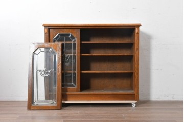 中古　三越家具　COUNTRY HOUSE(カントリーハウス)　Brugge(ブルージュ)　ステンドグラス扉のサイドボード　(R-091593)