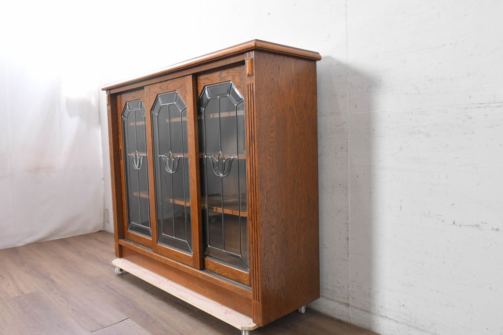 中古　三越家具　COUNTRY HOUSE(カントリーハウス)　Brugge(ブルージュ)　ステンドグラス扉のサイドボード　(R-091593)