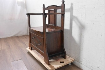 イギリスアンティーク　1940年頃　希少デザイン　ナラ材　多機能デザインが魅力のクラシカルなホールシート　(R-091596)