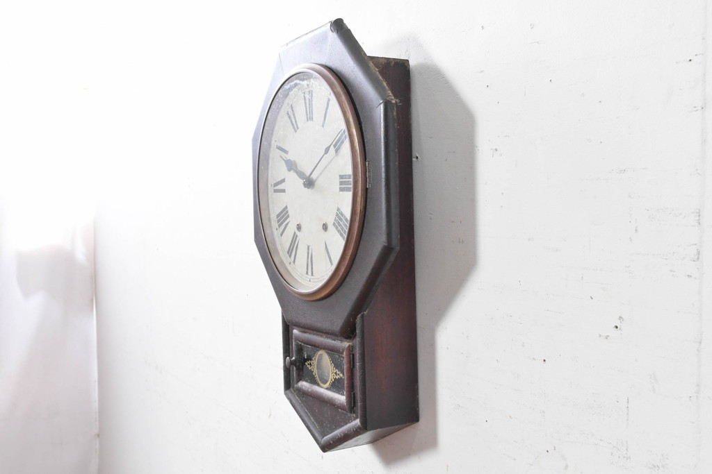 アメリカアンティーク　1900年頃　New Haven Clock Co.(ニューヘブン社)　八角形のシルエットがお洒落な壁掛け時計　(R-091598)