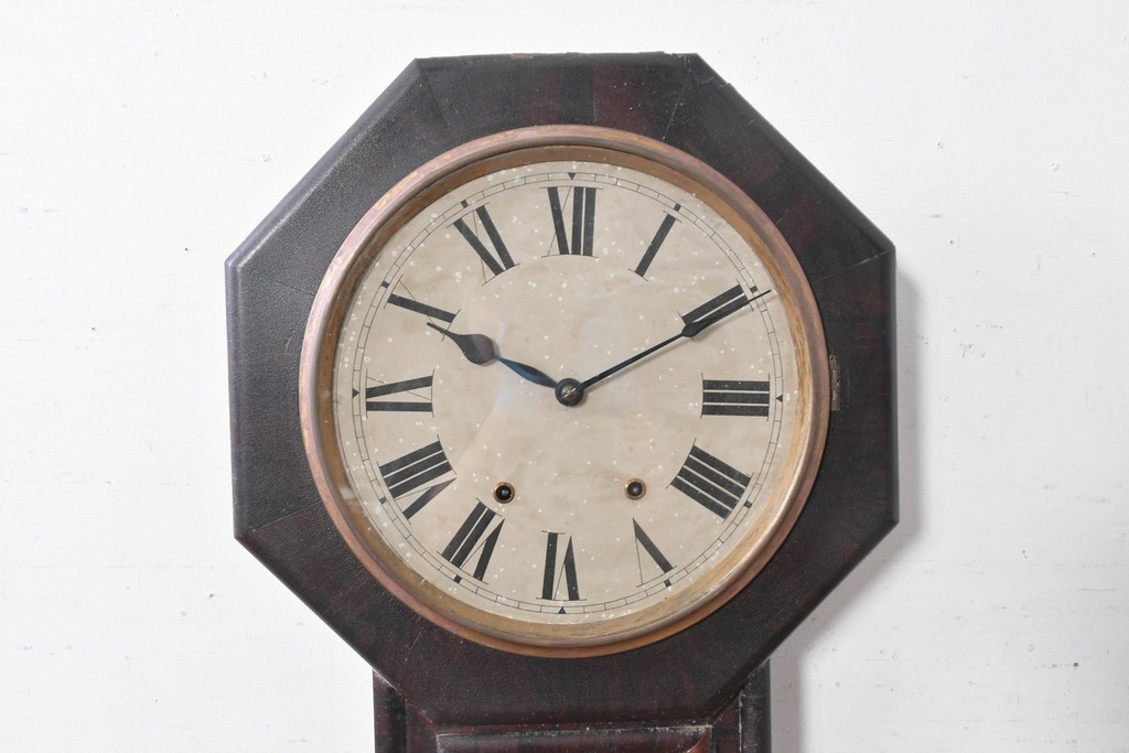 アメリカアンティーク　1900年頃　New Haven Clock Co.(ニューヘブン社)　八角形のシルエットがお洒落な壁掛け時計　(R-091598)