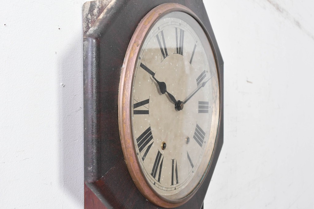 アメリカアンティーク　1900年頃　New Haven Clock Co.(ニューヘブン社)　八角形のシルエットがお洒落な壁掛け時計　(R-091598)