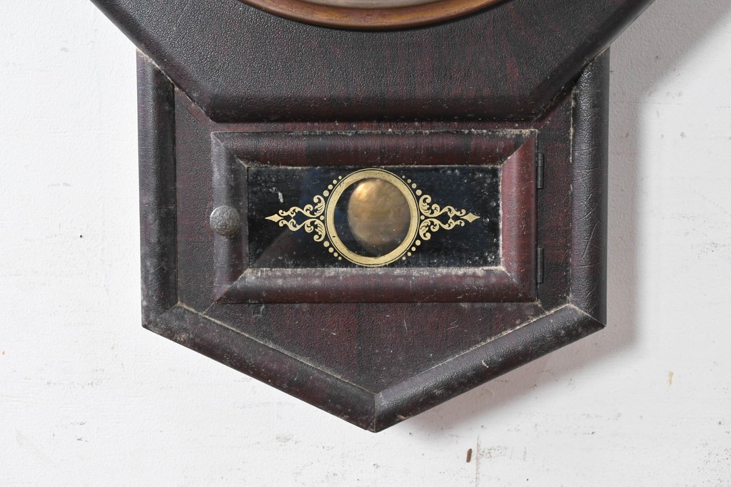 アメリカアンティーク　1900年頃　New Haven Clock Co.(ニューヘブン社)　八角形のシルエットがお洒落な壁掛け時計　(R-091598)
