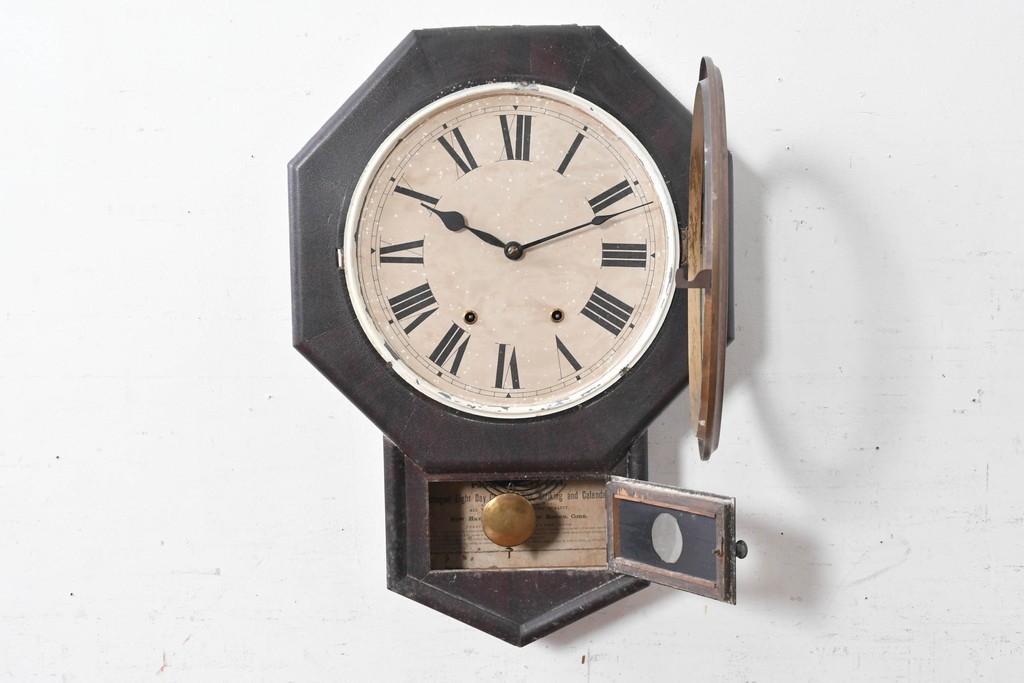 アメリカアンティーク　1900年頃　New Haven Clock Co.(ニューヘブン社)　八角形のシルエットがお洒落な壁掛け時計　(R-091598)