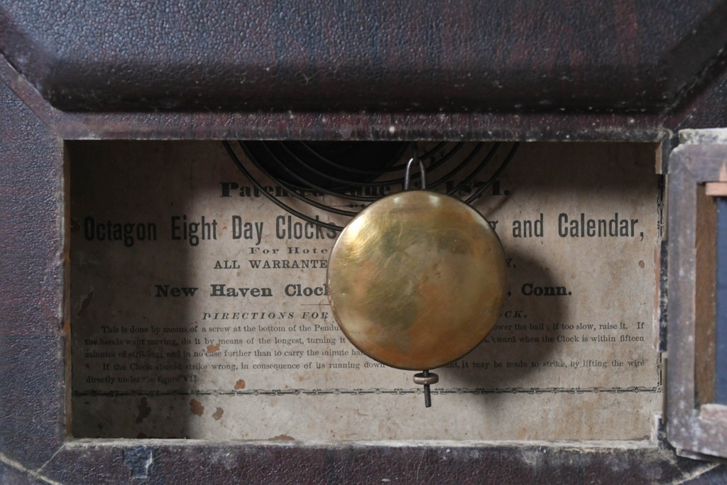 アメリカアンティーク　1900年頃　New Haven Clock Co.(ニューヘブン社)　八角形のシルエットがお洒落な壁掛け時計　(R-091598)