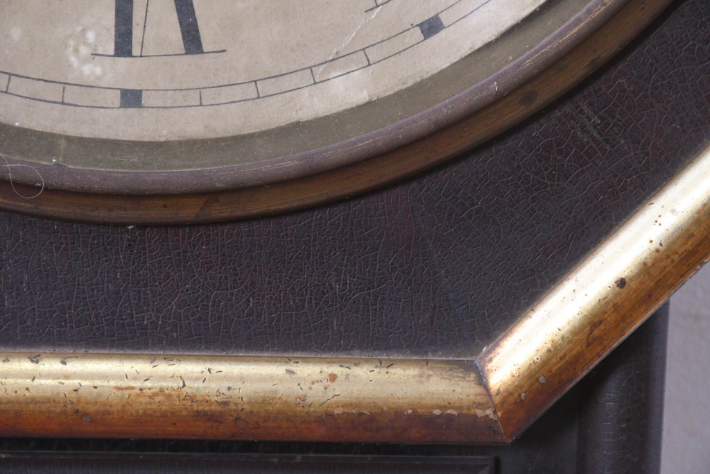アメリカアンティーク　1900年頃　New Haven Clock Co.(ニューヘブン社)　八角形のシルエットと金色のフレームがクラシカルな壁掛け時計　(R-091599)