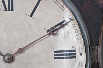 アメリカアンティーク　1900年頃　New Haven Clock Co.(ニューヘブン社)　八角形のシルエットと金色のフレームがクラシカルな壁掛け時計　(R-091599)
