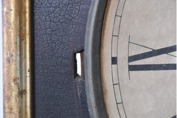 アメリカアンティーク　1900年頃　New Haven Clock Co.(ニューヘブン社)　八角形のシルエットと金色のフレームがクラシカルな壁掛け時計　(R-091599)