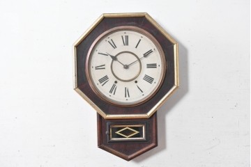 アメリカアンティーク　1900年頃　New Haven Clock Co.(ニューヘブン社)　八角形のシルエットと金色のフレームがクラシカルな壁掛け時計　(R-091600)