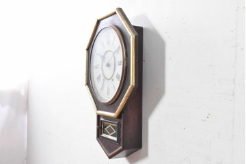 アメリカアンティーク　1900年頃　New Haven Clock Co.(ニューヘブン社)　八角形のシルエットと金色のフレームがクラシカルな壁掛け時計　(R-091600)