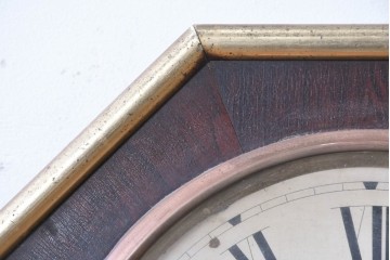 アメリカアンティーク　1900年頃　New Haven Clock Co.(ニューヘブン社)　八角形のシルエットと金色のフレームがクラシカルな壁掛け時計　(R-091600)