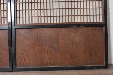 アンティーク建具　昭和初期　木目が際立つ幅広の障子入り帯戸2枚セット　(R-091651)
