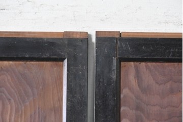 アンティーク建具　昭和初期　木目が際立つ幅広の障子入り帯戸2枚セット　(R-091651)