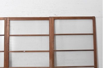 ヴィンテージ建具　昭和中期　モールガラスと木の風合いが味わい深いガラス戸4枚セット　(R-091652)