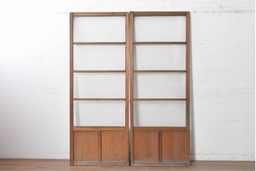 ヴィンテージ建具　昭和中期　モールガラスを使用したレトロな横桟入りガラス戸2枚セット　(R-091653)