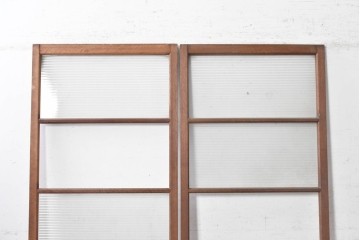 ヴィンテージ建具　昭和中期　横桟入りのレトロなガラス戸2枚セット　(R-091654)