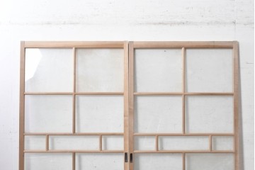 ヴィンテージ建具　昭和中期から昭和後期　レトロモダンな桟組みが魅力のガラス戸2枚セット　(R-091656)