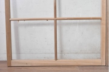 ヴィンテージ建具　昭和中期から昭和後期　レトロモダンな桟組みが魅力のガラス戸2枚セット　(R-091656)