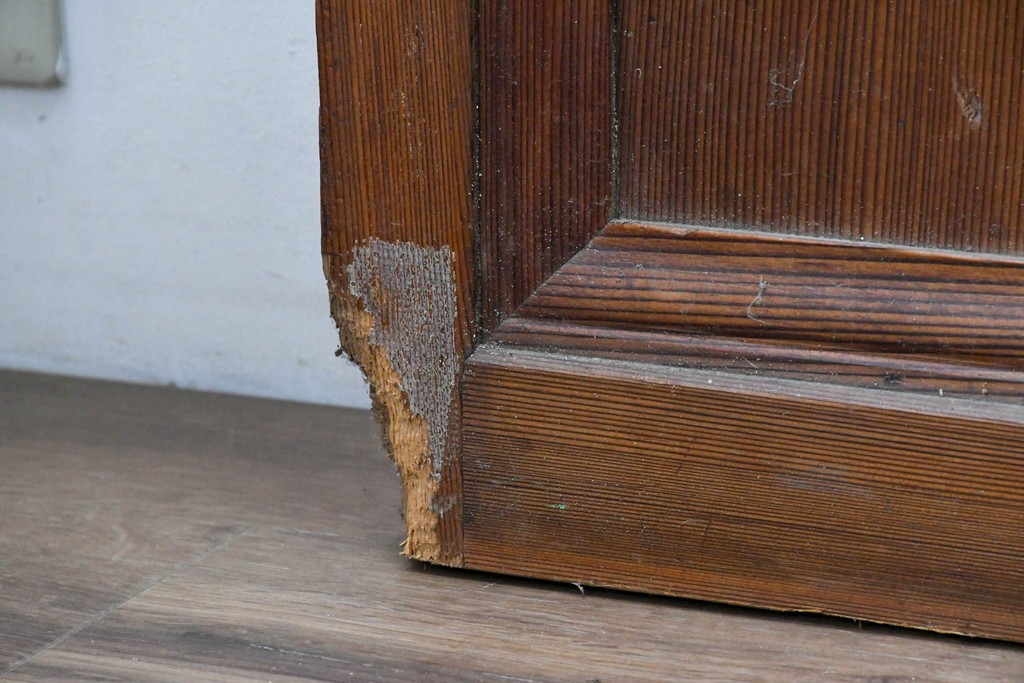 アンティーク建具　昭和初期から昭和中期　裏面ガラス入り　繊細な縦格子とガラス帯が味わい深い格子戸3枚セット　(R-091657)