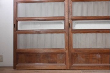 アンティーク建具　昭和初期から昭和中期　裏面ガラス入り　繊細な縦格子とガラス帯が味わい深い格子戸3枚セット　(R-091657)