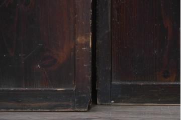 アンティーク建具　明治から大正期　細かな縦格子と腰板が趣深い格子戸4枚セット　(R-091658)