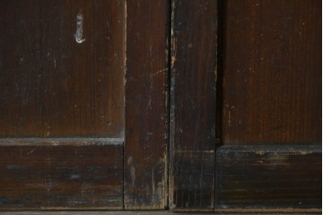 アンティーク建具　明治から大正期　細かな縦格子と腰板が趣深い格子戸4枚セット　(R-091658)