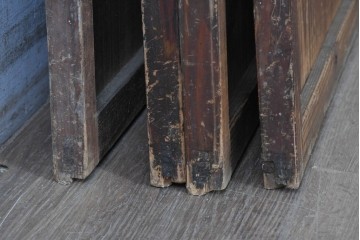 アンティーク建具　明治から大正期　細かな縦格子と腰板が趣深い格子戸4枚セット　(R-091658)