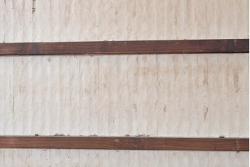アンティーク建具　明治から大正期　細かな縦格子と腰板が趣深い格子戸1枚　(R-091659)