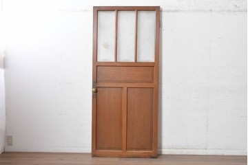 ヴィンテージ建具　昭和中期　型板ガラスとドアノブのプレートがレトロで趣深いドア1枚　(R-091663)