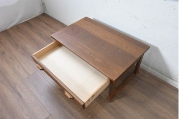 中古　美品　職人手作りの高級品!　栓材　在銘(木地師 了・塗師 山本)　木目の美しい文机　(R-091665)